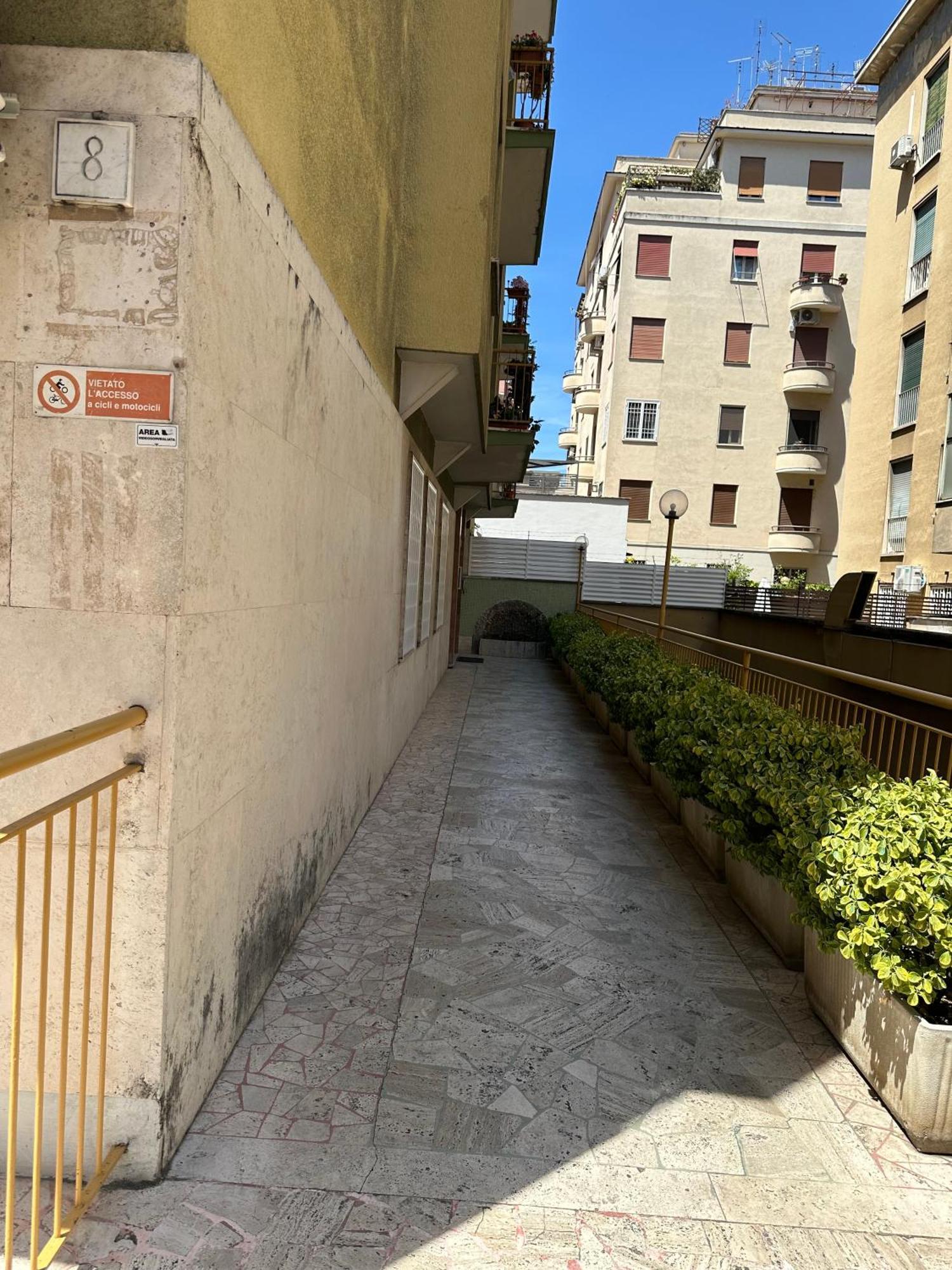 Apartment Attichetto Rom